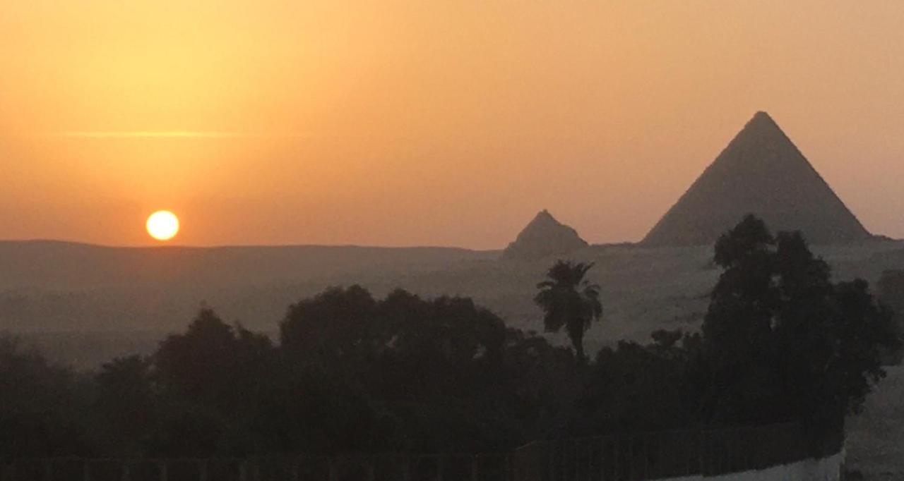 Sphinx Palace Pyramids View Inn Kafrat al Jabal Exterior photo