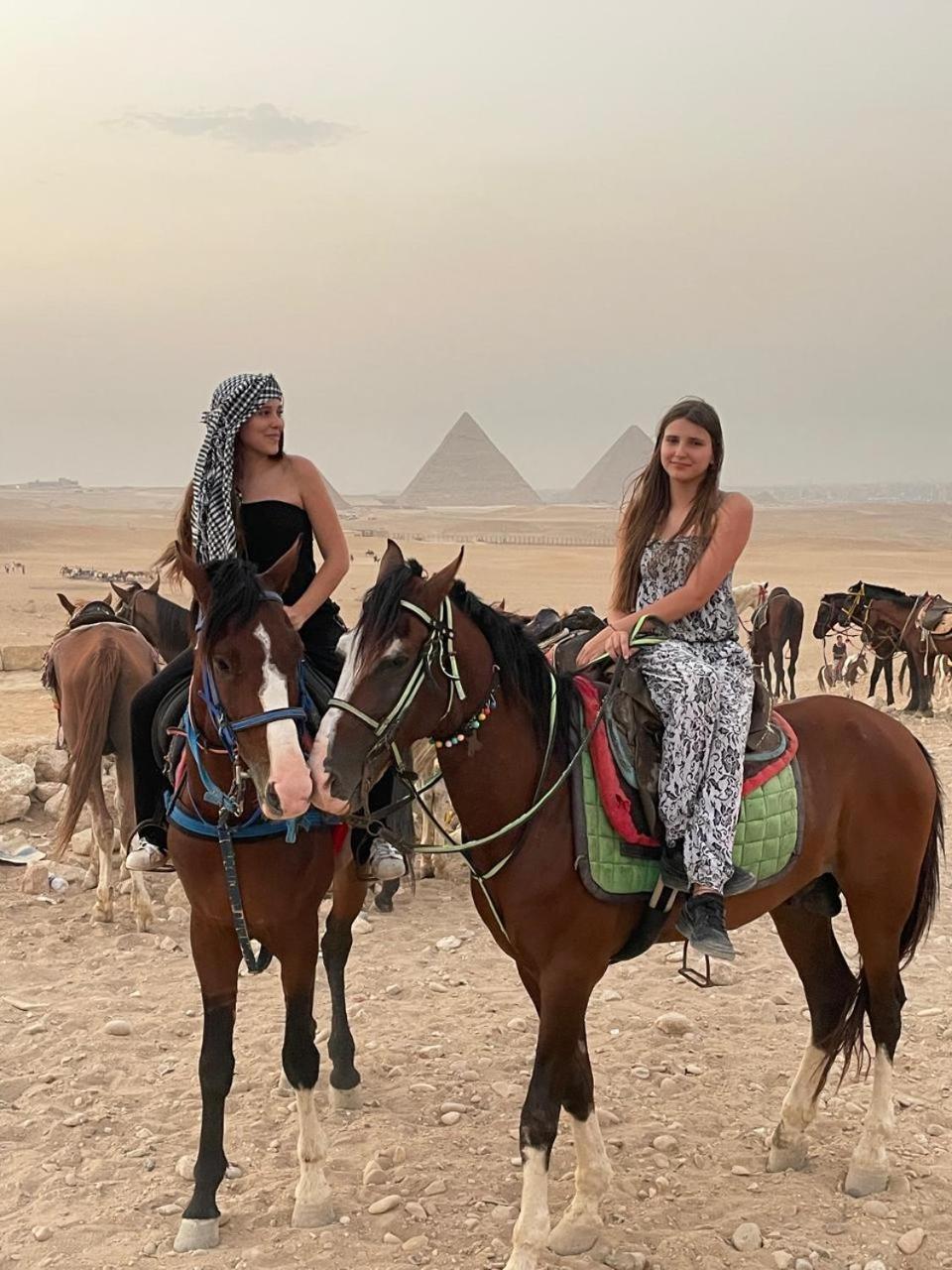 Sphinx Palace Pyramids View Inn Kafrat al Jabal Exterior photo