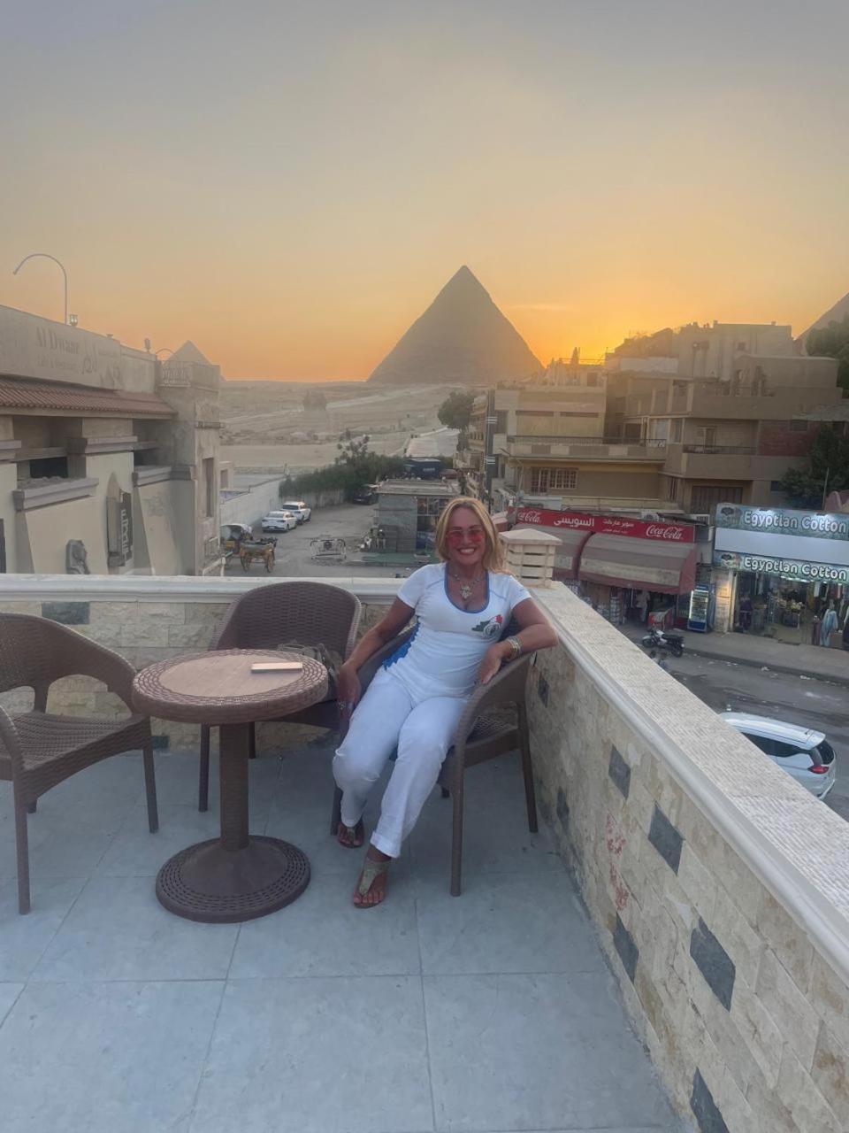 Sphinx Palace Pyramids View Inn Kafrat al Jabal Exterior photo