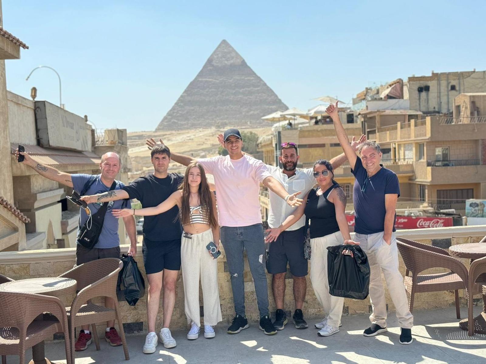 Sphinx Palace Pyramids View Inn Kafrat al Jabal Exterior photo